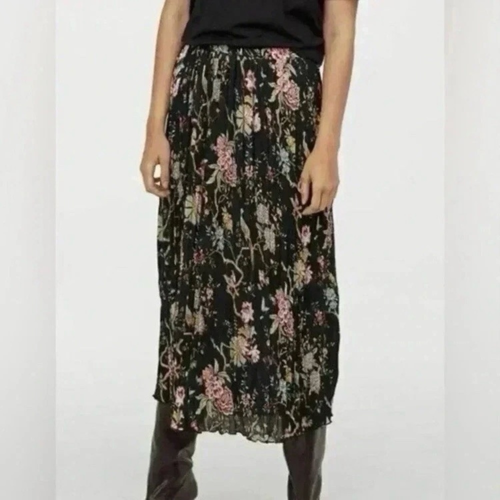 GP & J Baker H&M Midi Skirt Birds Floral Pleated Black Size LARGE‎ Fairy